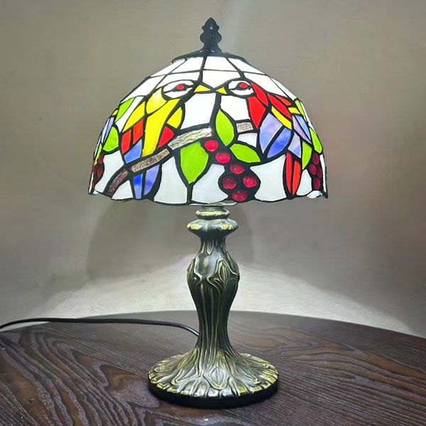 https://www.qingchangindustrial.com/tiffany-table-lamp/